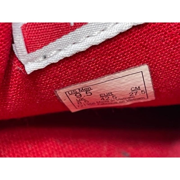 Vans X Nintendo Shoe US Men’s 9.5 main image 8